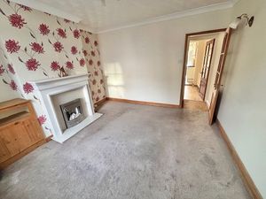 Lounge- click for photo gallery